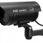 1xATRAPA KAMERY CCTV KAMERA MIGAJĄCA DIODA LED + NAKLEJKA + KOŁKI MONTAŻOWE
